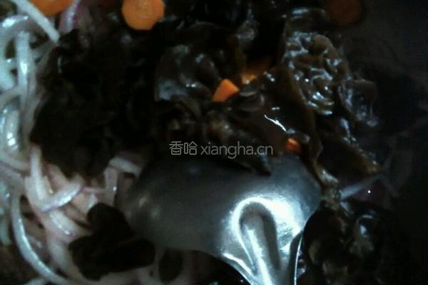 木耳洋葱的做法图解4