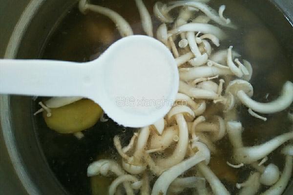 菌菇鸡汤的做法图解7
