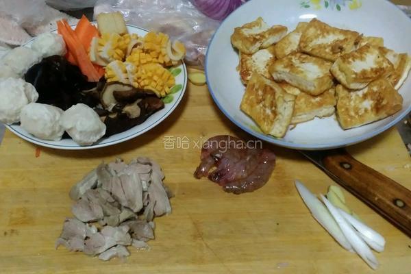 八珍豆腐煲的做法图解3