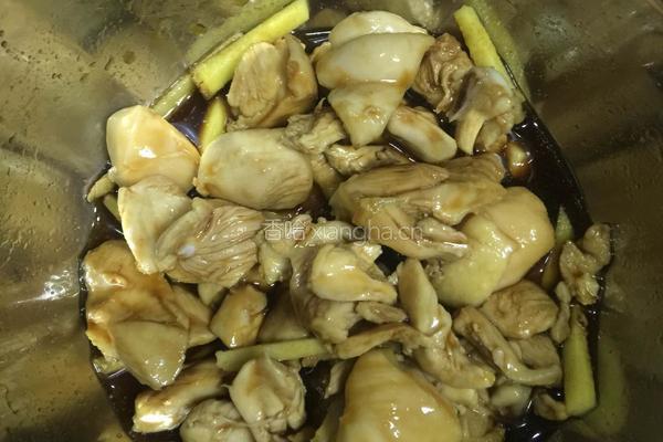 嫩滑香菇蒸鸡腿肉的做法图解4