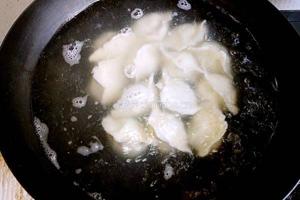 绿萝卜猪肉大馅水饺的做法图解24