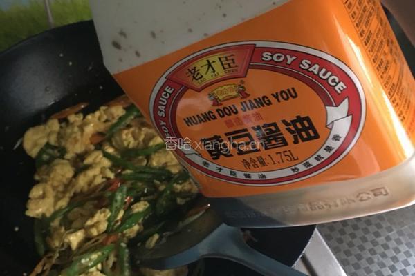 辣椒炒鸡蛋的做法图解12