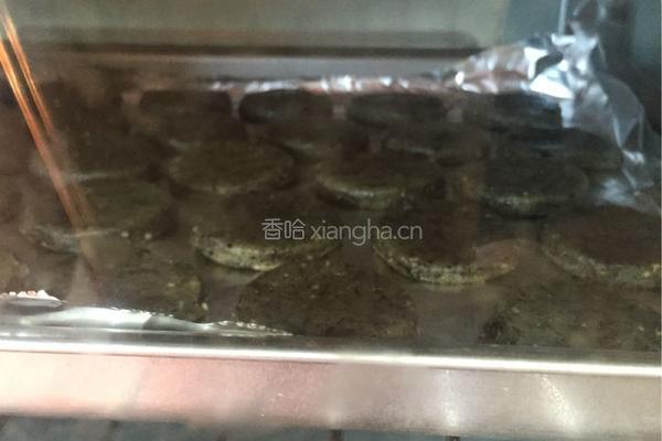 黑芝麻核桃饼干的做法图解8