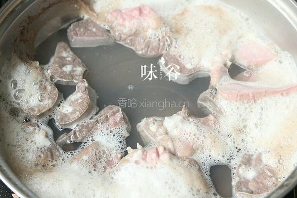 猪肺汤的做法图解4