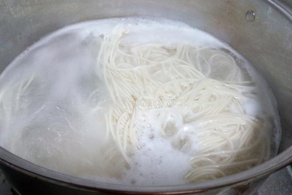 开洋葱油拌面的做法图解14