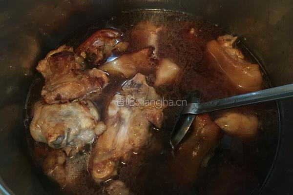 黄豆炖猪手的做法图解8