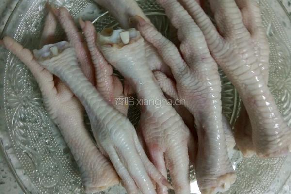 凉拌凤爪的做法图解1