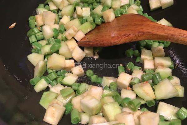 茄子豆角面的做法图解4