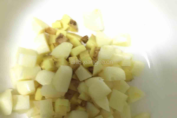 胡萝卜炒土豆的做法图解3