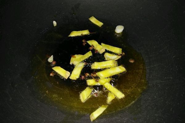 萝卜炒肉的做法图解4