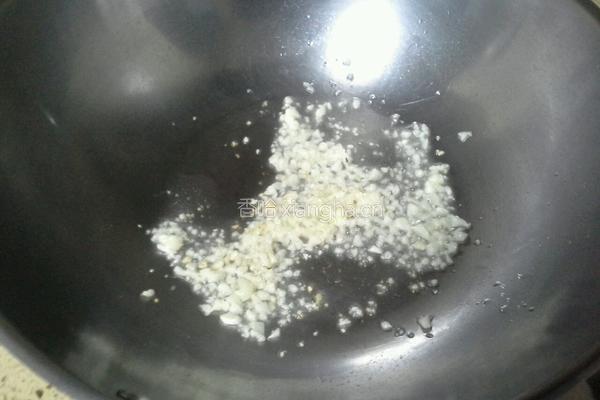 蒜蓉帝王蟹的做法图解4