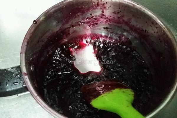 蓝莓果酱的做法图解7