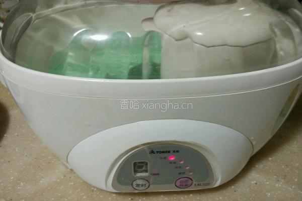 燕窝炖雪梨的做法图解6