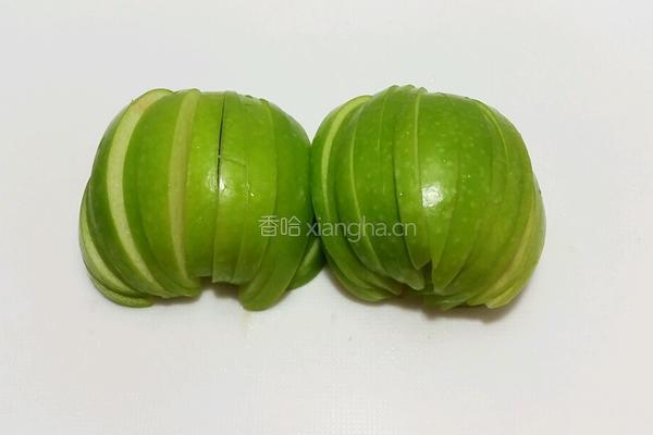 青苹果戚风蛋糕的做法图解2