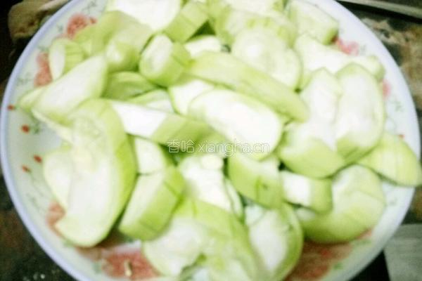 肉末炒丝瓜的做法图解3