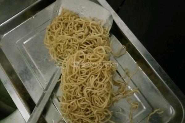 炸炒面我的最爱的做法图解3