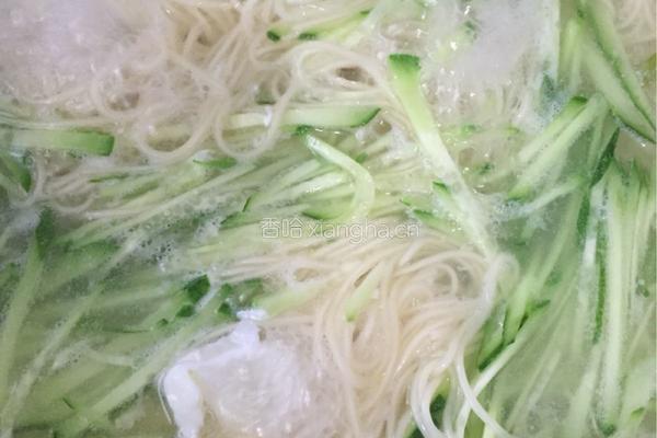 黄瓜清汤面的做法图解6