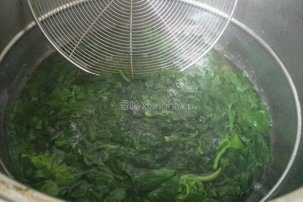 芹菜叶咸菜的做法图解2