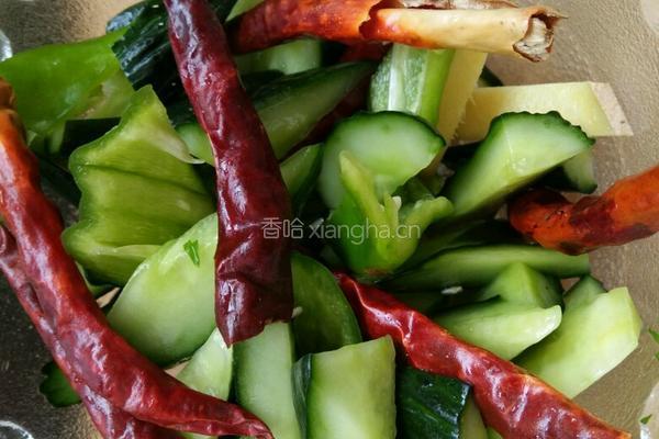 腌制黄瓜的做法图解4