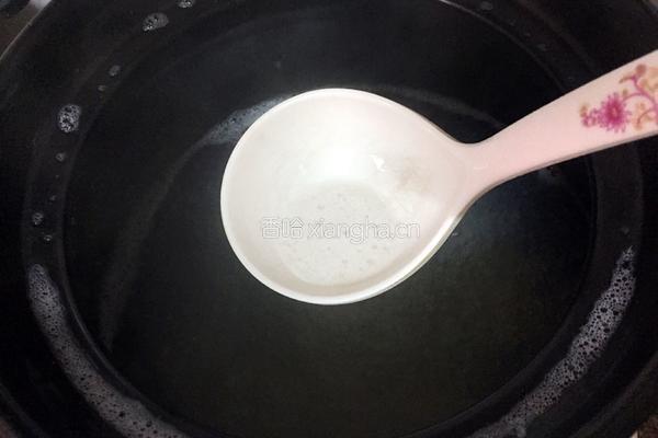 皮蛋瘦肉粥的做法图解4