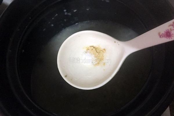 皮蛋瘦肉粥的做法图解8