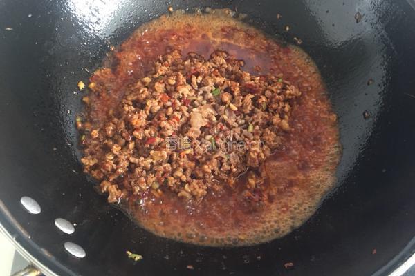 牛肉臊子的做法图解8