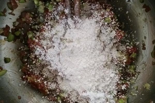 毛豆猪肉丸的做法图解2