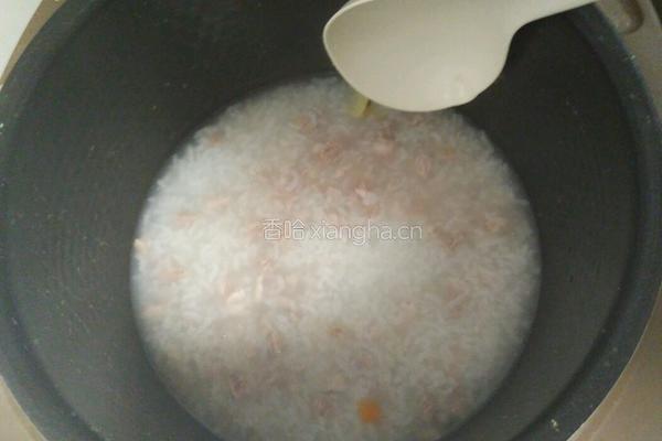 央视之猪肉皮蛋瘦肉粥的做法图解6
