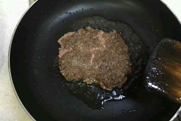 核桃油煎黑胡椒牛肉饼的做法图解8