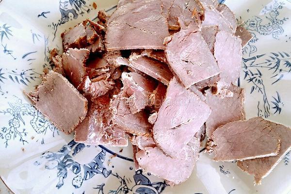 凉拌牛肉的做法图解3
