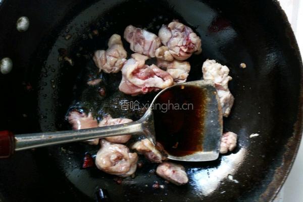 洋葱炒鸡腿的做法图解6