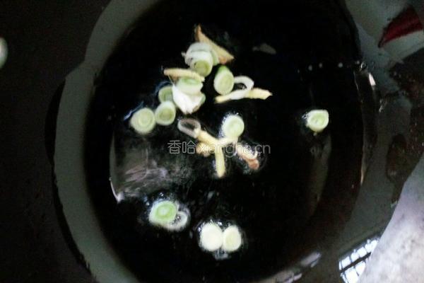 菜椒炒火腿的做法图解4