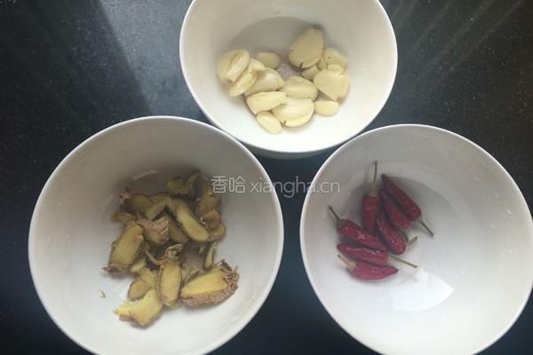 白粥必配黄瓜条咸菜的做法图解9