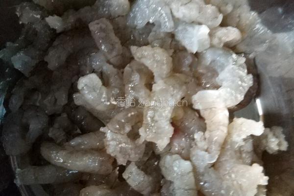 香菇虾肉饺的做法图解1