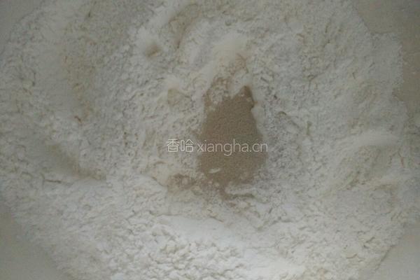 发面肉馅饼的做法图解1