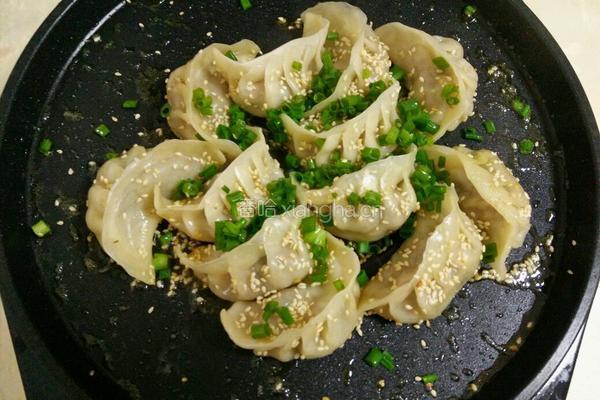 电饼铛煎饺的做法图解6