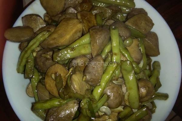 豆角烧玉芋头