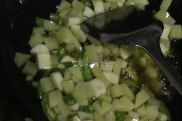 土豆炒山药的做法图解5