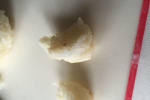 日式豆腐皮手握饭团的做法图解4
