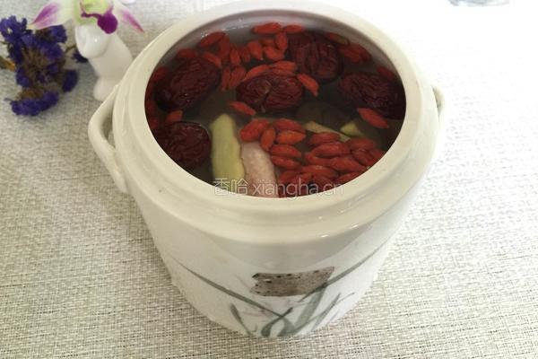 红参炖鸽子汤的做法图解5