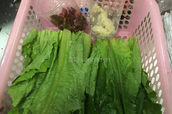 蒜泥油麦菜的做法图解1
