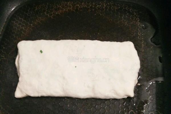 煎菜盒子的做法图解8