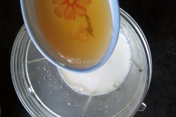 葡萄奶昔的做法图解4