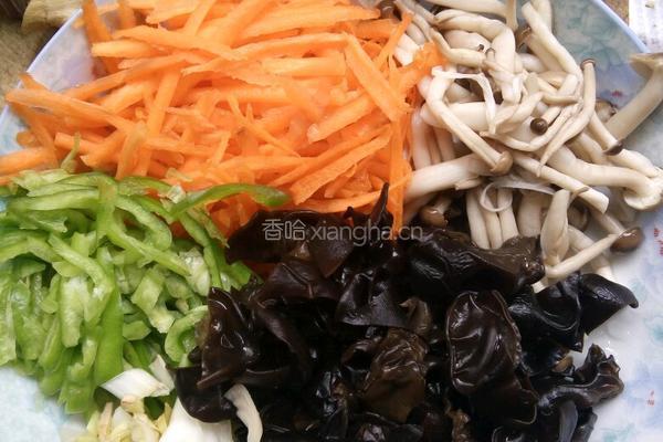 鱼香肉片的做法图解1