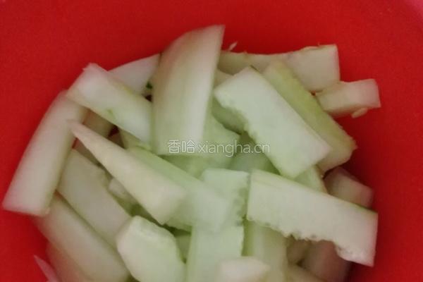 青瓜牛肉丸汤的做法图解2
