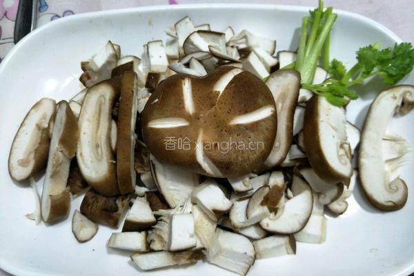 香菇瘦肉粥的做法图解3