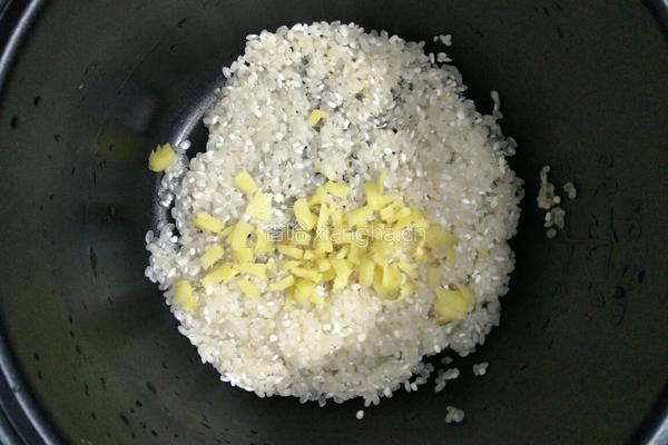 香菇瘦肉粥的做法图解4