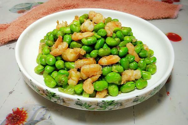 毛豆炒虾的做法图解6