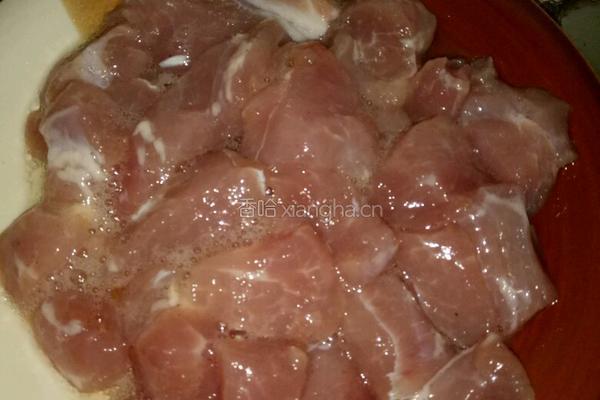 咕噜肉的做法图解2
