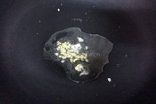 杏鲍菇炒牛肉的做法图解2